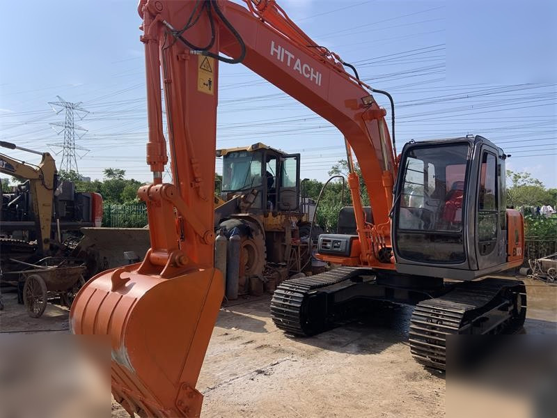 HITACHI EX100 - Bager goseničar: slika 3 HITACHI EX100 - Bager goseničar: slika 3