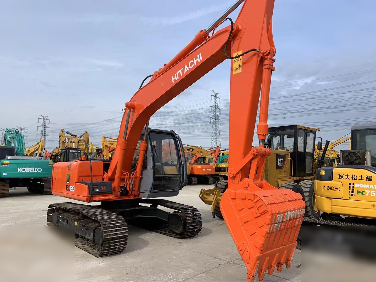 HITACHI EX120-5 - Bager goseničar: slika 3 HITACHI EX120-5 - Bager goseničar: slika 3