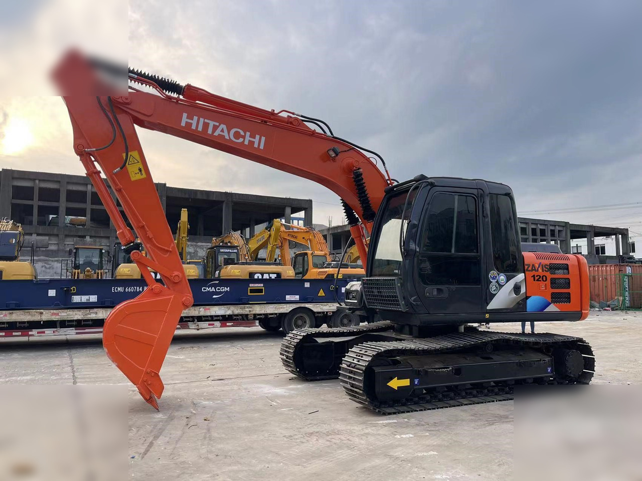 HITACHI ZX120 - Bager goseničar: slika 4 HITACHI ZX120 - Bager goseničar: slika 4