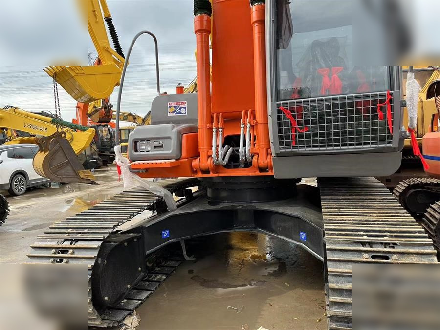 HITACHI ZX200 - Bager goseničar: slika 3 HITACHI ZX200 - Bager goseničar: slika 3