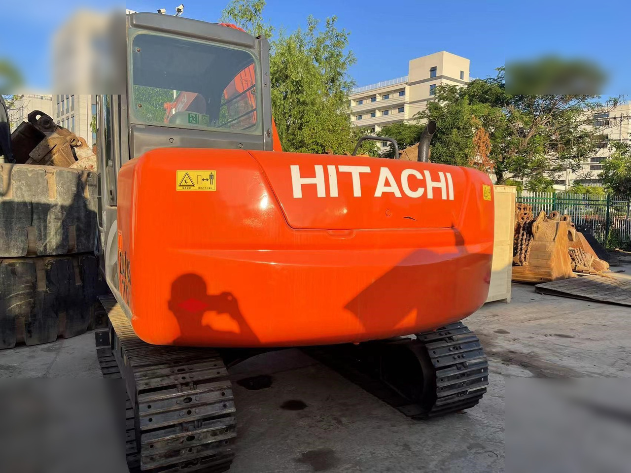 HITACHI ZX70 - Bager goseničar: slika 2 HITACHI ZX70 - Bager goseničar: slika 2