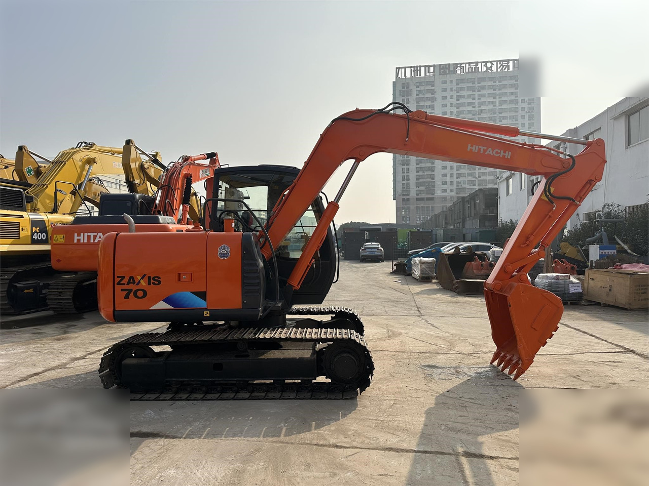 HITACHI ZX70 - Bager goseničar: slika 2 HITACHI ZX70 - Bager goseničar: slika 2