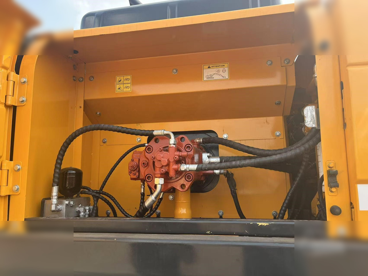 Bager goseničar HYUNDAI HX300 LR: slika 6