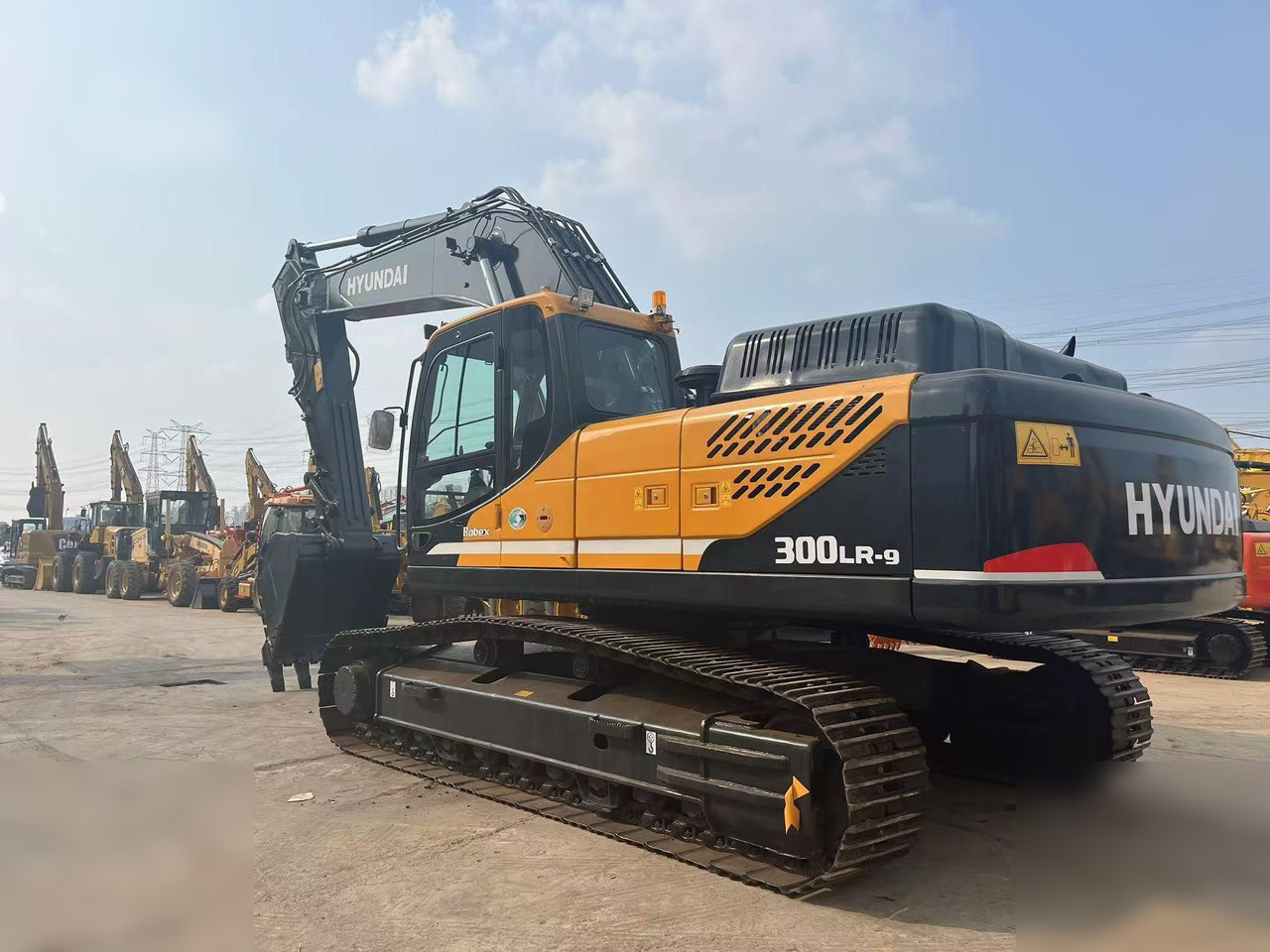 HYUNDAI HX300 LR - Bager goseničar: slika 4 HYUNDAI HX300 LR - Bager goseničar: slika 4