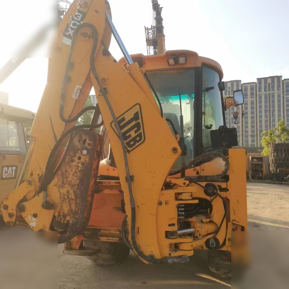 JCB 3CX - Bager nakladalec: slika 3 JCB 3CX - Bager nakladalec: slika 3