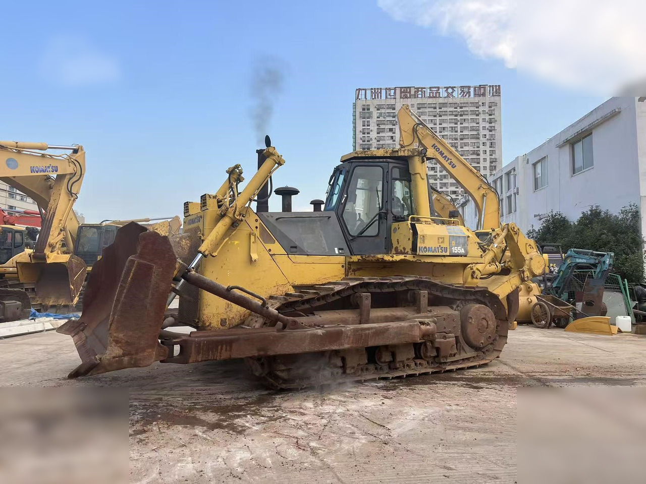 KOMATSU D155A-5 - Buldožer: slika 1 KOMATSU D155A-5 - Buldožer: slika 1