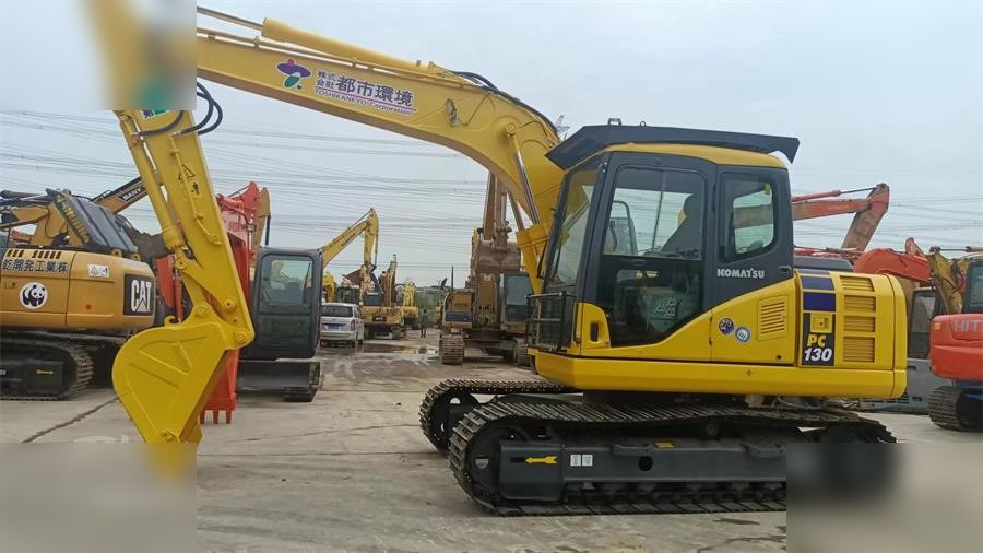 KOMATSU PC130-7 - Bager goseničar: slika 4 KOMATSU PC130-7 - Bager goseničar: slika 4