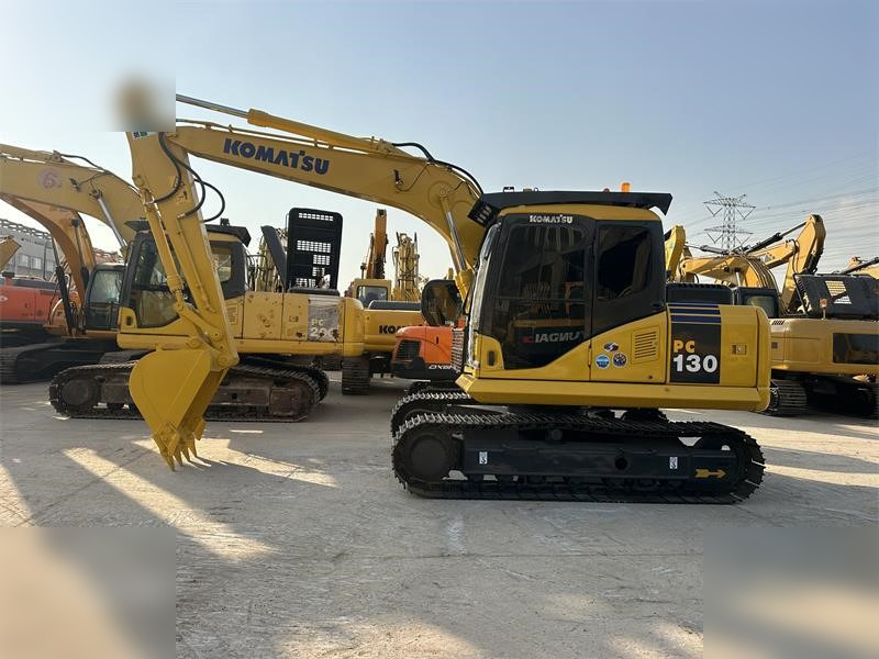 KOMATSU PC130-7 - Bager goseničar: slika 1 KOMATSU PC130-7 - Bager goseničar: slika 1