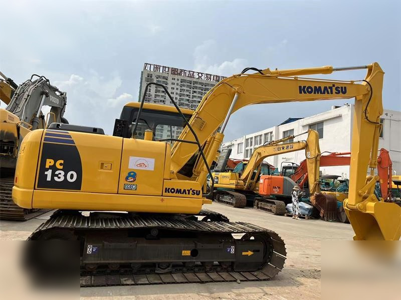 KOMATSU PC130-7 - Bager goseničar: slika 3 KOMATSU PC130-7 - Bager goseničar: slika 3
