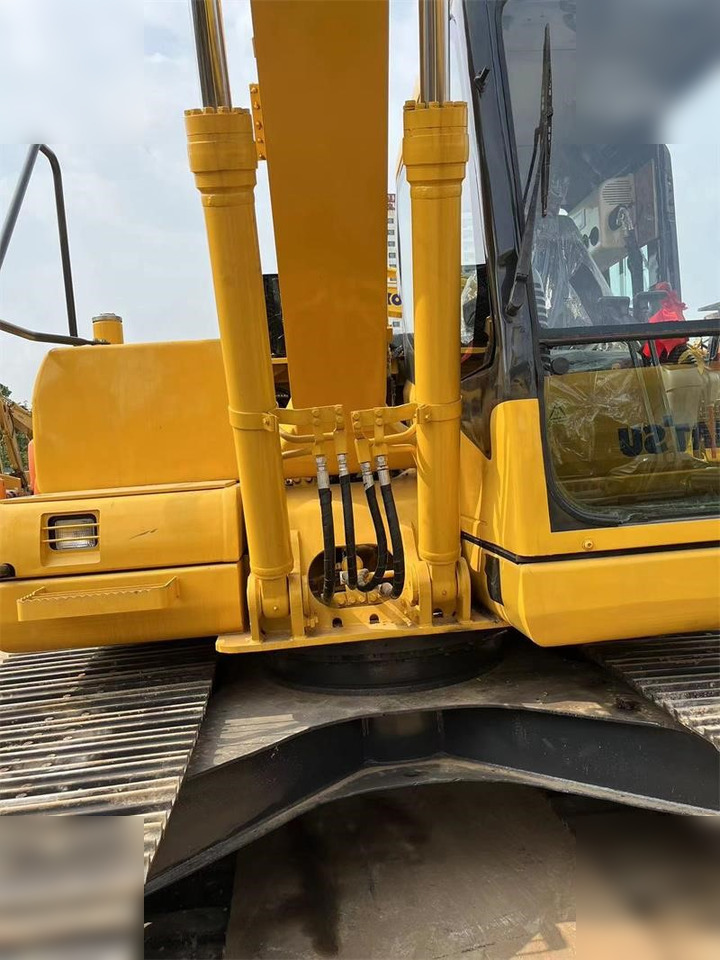 KOMATSU PC130-7 - Bager goseničar: slika 4 KOMATSU PC130-7 - Bager goseničar: slika 4