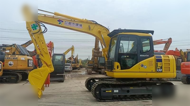 KOMATSU PC130-7 - Bager goseničar: slika 1 KOMATSU PC130-7 - Bager goseničar: slika 1