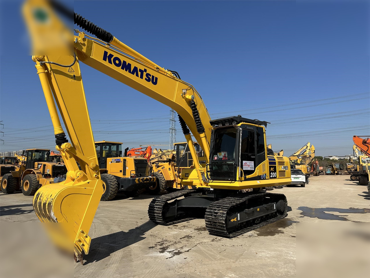 KOMATSU PC200-8 - Bager goseničar: slika 2 KOMATSU PC200-8 - Bager goseničar: slika 2
