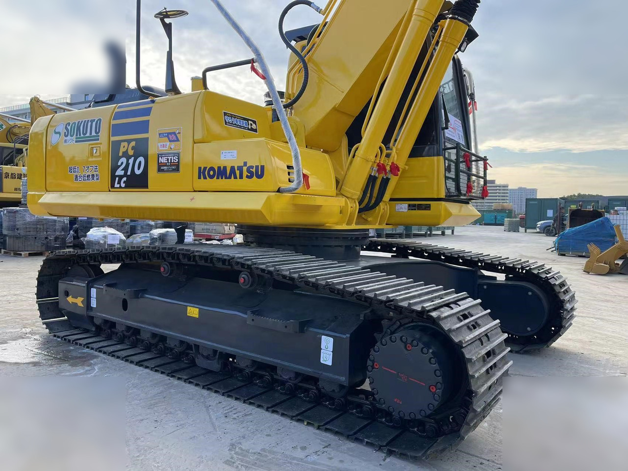 KOMATSU PC210 LC-8 - Bager goseničar: slika 1 KOMATSU PC210 LC-8 - Bager goseničar: slika 1