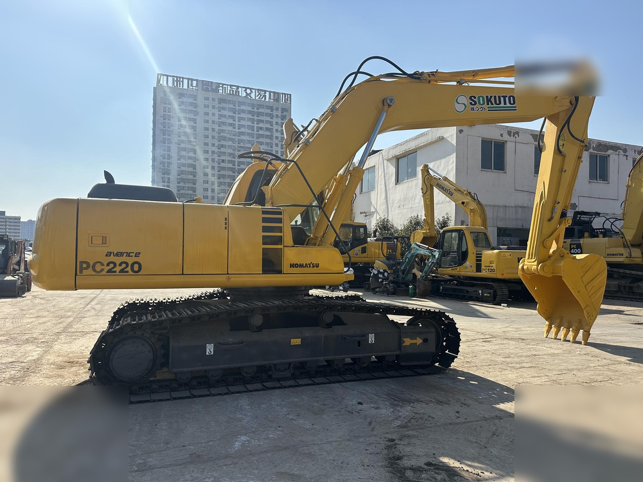 KOMATSU PC220-6 - Bager goseničar: slika 4 KOMATSU PC220-6 - Bager goseničar: slika 4