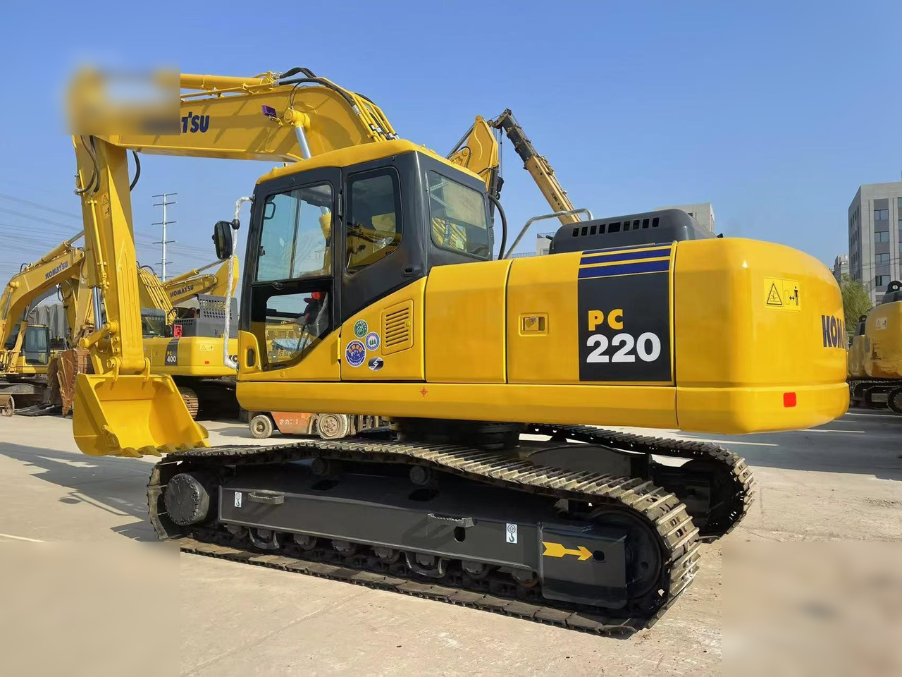 KOMATSU PC220-7 - Bager goseničar: slika 4 KOMATSU PC220-7 - Bager goseničar: slika 4
