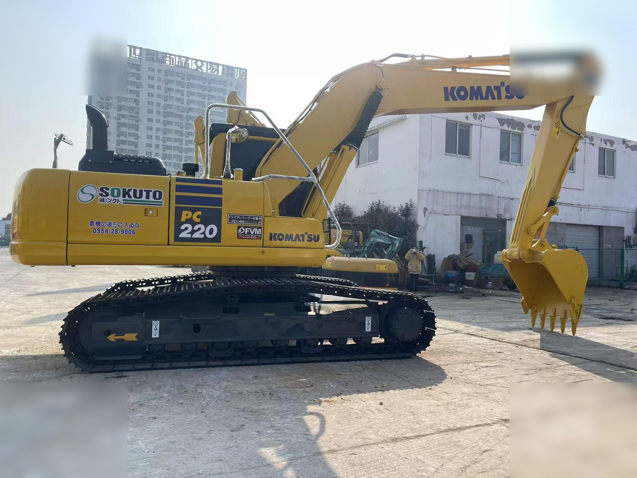 KOMATSU PC220-8 - Bager goseničar: slika 4 KOMATSU PC220-8 - Bager goseničar: slika 4