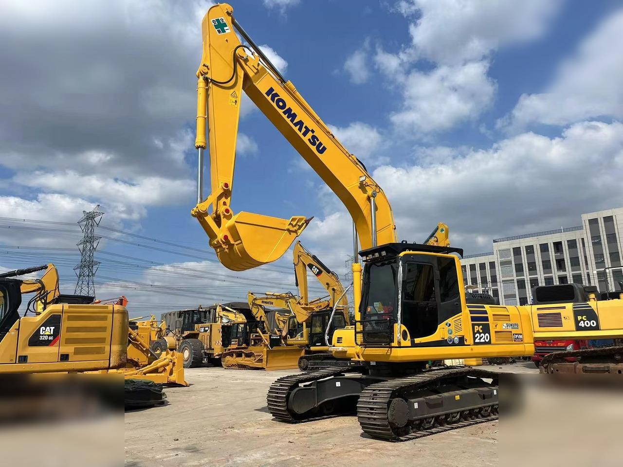 KOMATSU PC220-8 - Bager goseničar: slika 4 KOMATSU PC220-8 - Bager goseničar: slika 4