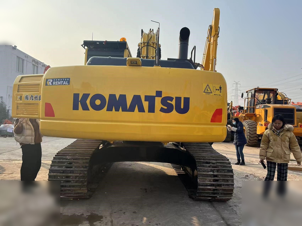 KOMATSU PC220-8M0 - Bager goseničar: slika 4 KOMATSU PC220-8M0 - Bager goseničar: slika 4