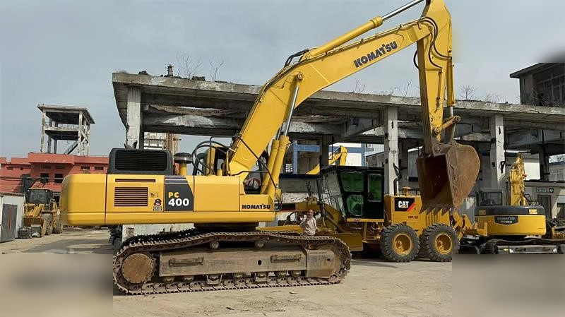 KOMATSU PC400-8 - Bager goseničar: slika 1 KOMATSU PC400-8 - Bager goseničar: slika 1