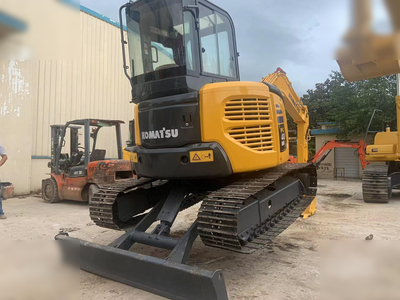 Mini bager KOMATSU PC40MR-2: slika 6