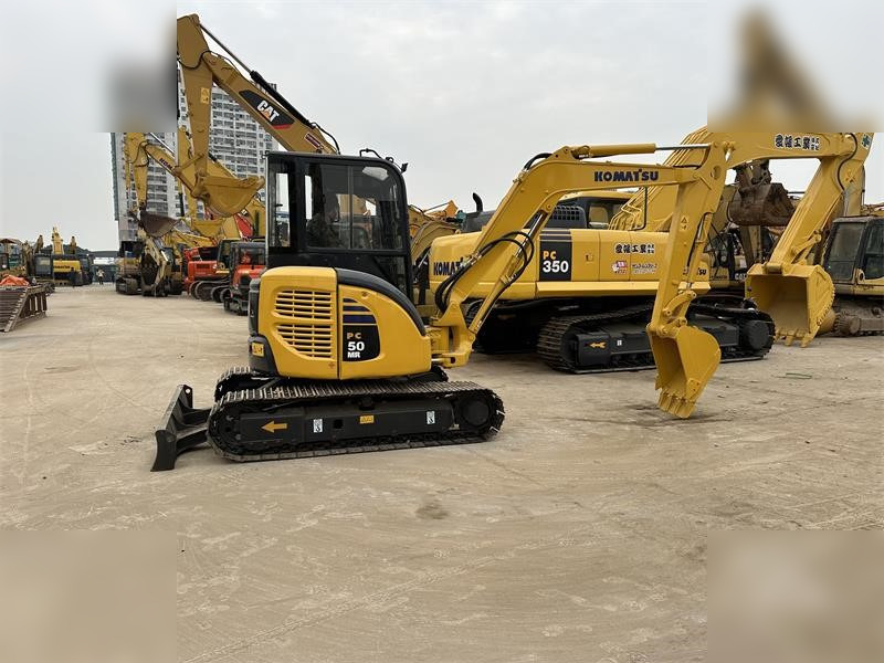 KOMATSU PC50MR-2 - Mini bager: slika 1 KOMATSU PC50MR-2 - Mini bager: slika 1