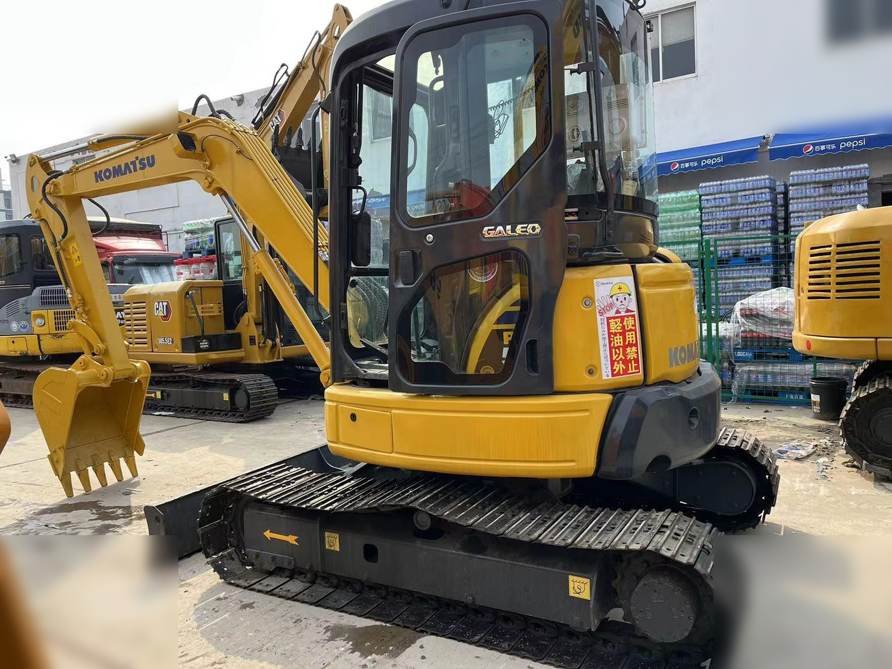 KOMATSU PC55MR-3 - Mini bager: slika 3 KOMATSU PC55MR-3 - Mini bager: slika 3