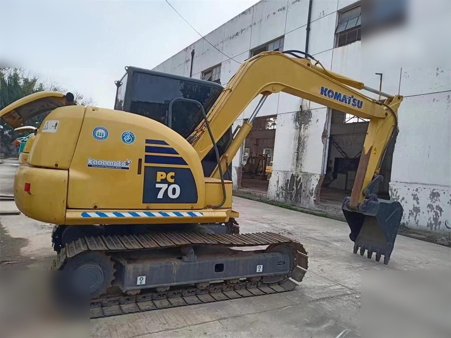 KOMATSU PC70-8 - Bager goseničar: slika 1 KOMATSU PC70-8 - Bager goseničar: slika 1