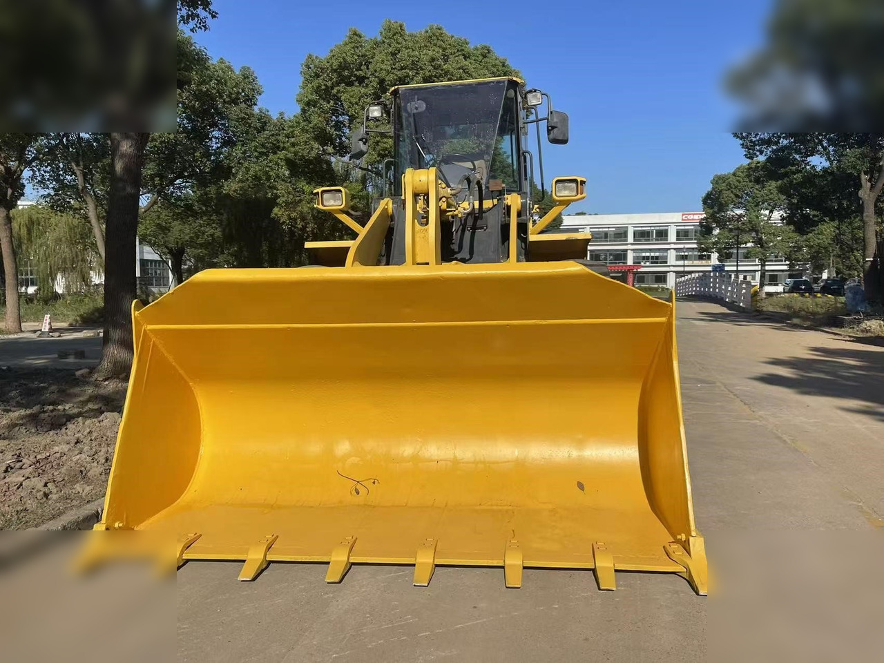KOMATSU WA320-5 - Kolesni nakladalec: slika 5 KOMATSU WA320-5 - Kolesni nakladalec: slika 5