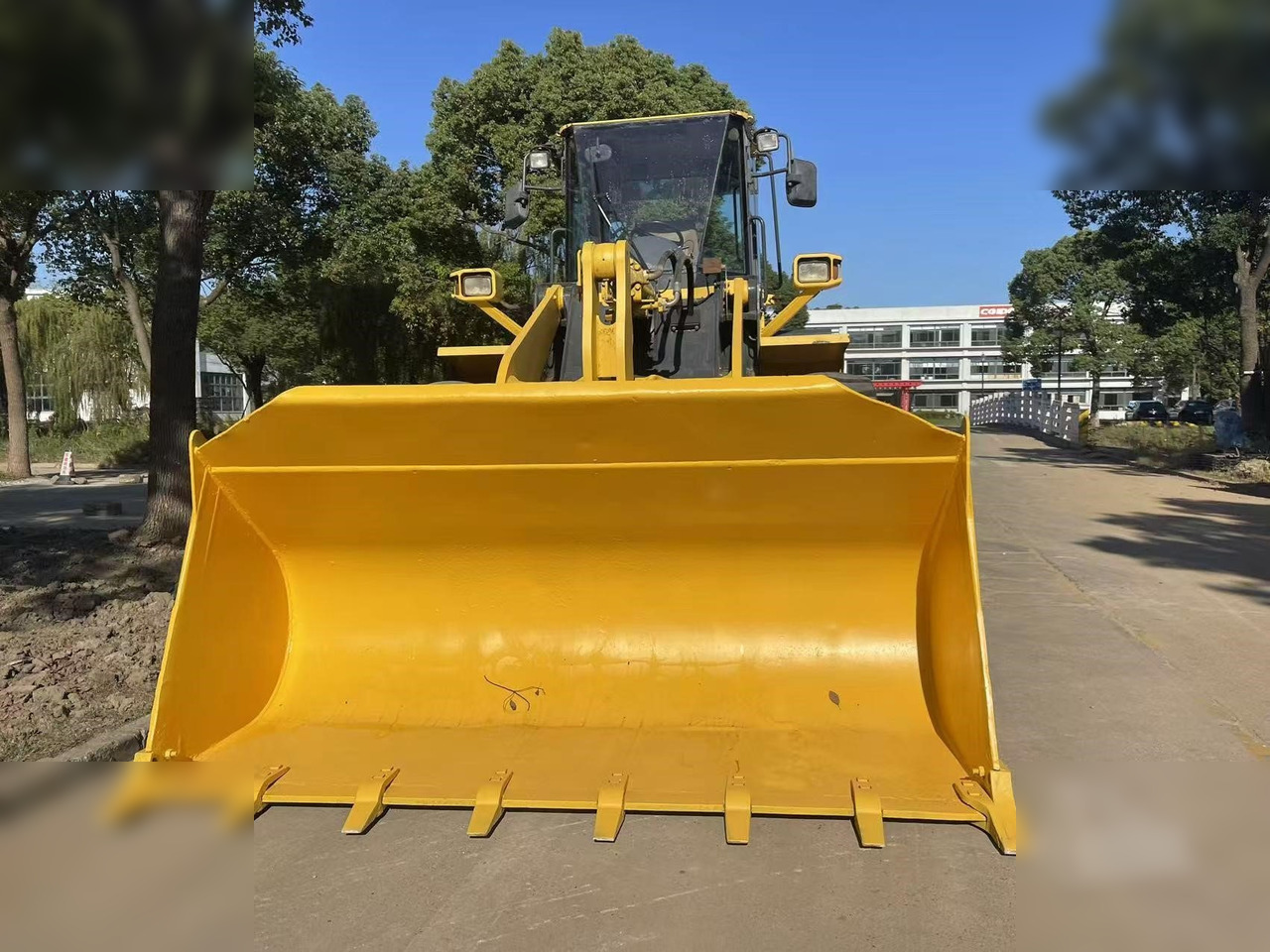 KOMATSU WA320-5 - Kolesni nakladalec: slika 5 KOMATSU WA320-5 - Kolesni nakladalec: slika 5