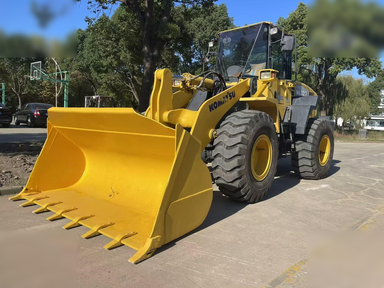 KOMATSU WA320-5 - Kolesni nakladalec: slika 4 KOMATSU WA320-5 - Kolesni nakladalec: slika 4