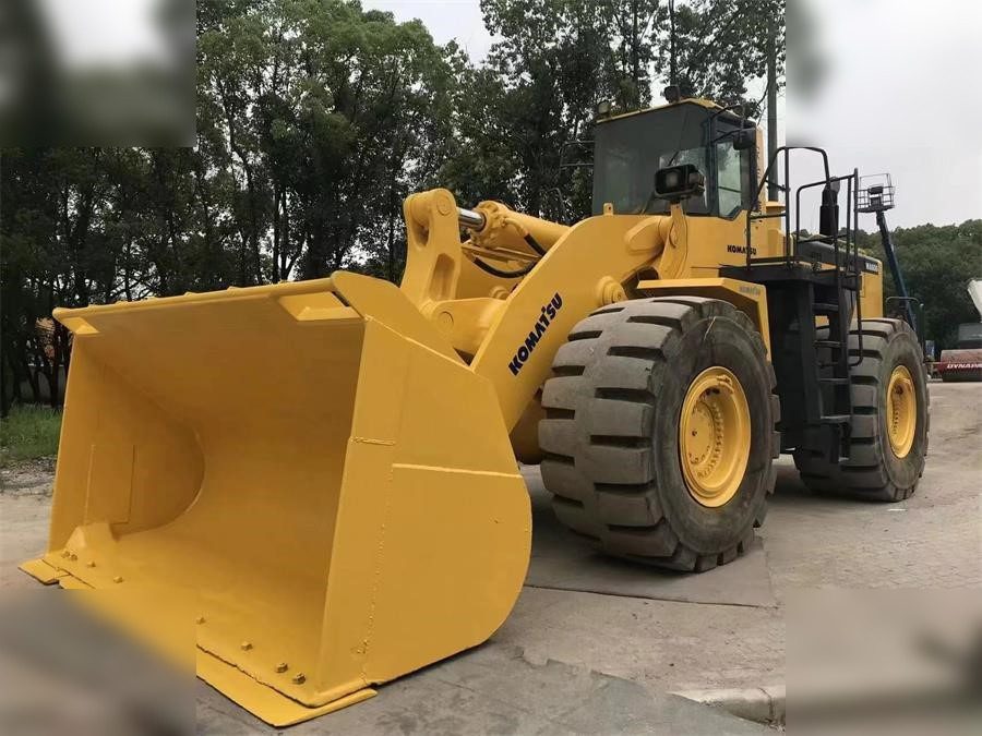 KOMATSU WA600-3 - Kolesni nakladalec: slika 2 KOMATSU WA600-3 - Kolesni nakladalec: slika 2