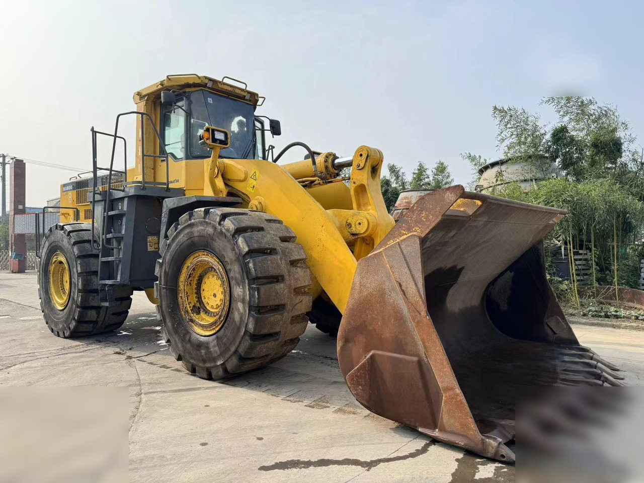 KOMATSU WA600-3 - Kolesni nakladalec: slika 5 KOMATSU WA600-3 - Kolesni nakladalec: slika 5