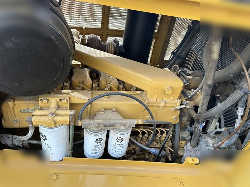 SEM 816 - Buldožer: slika 5 SEM 816 - Buldožer: slika 5