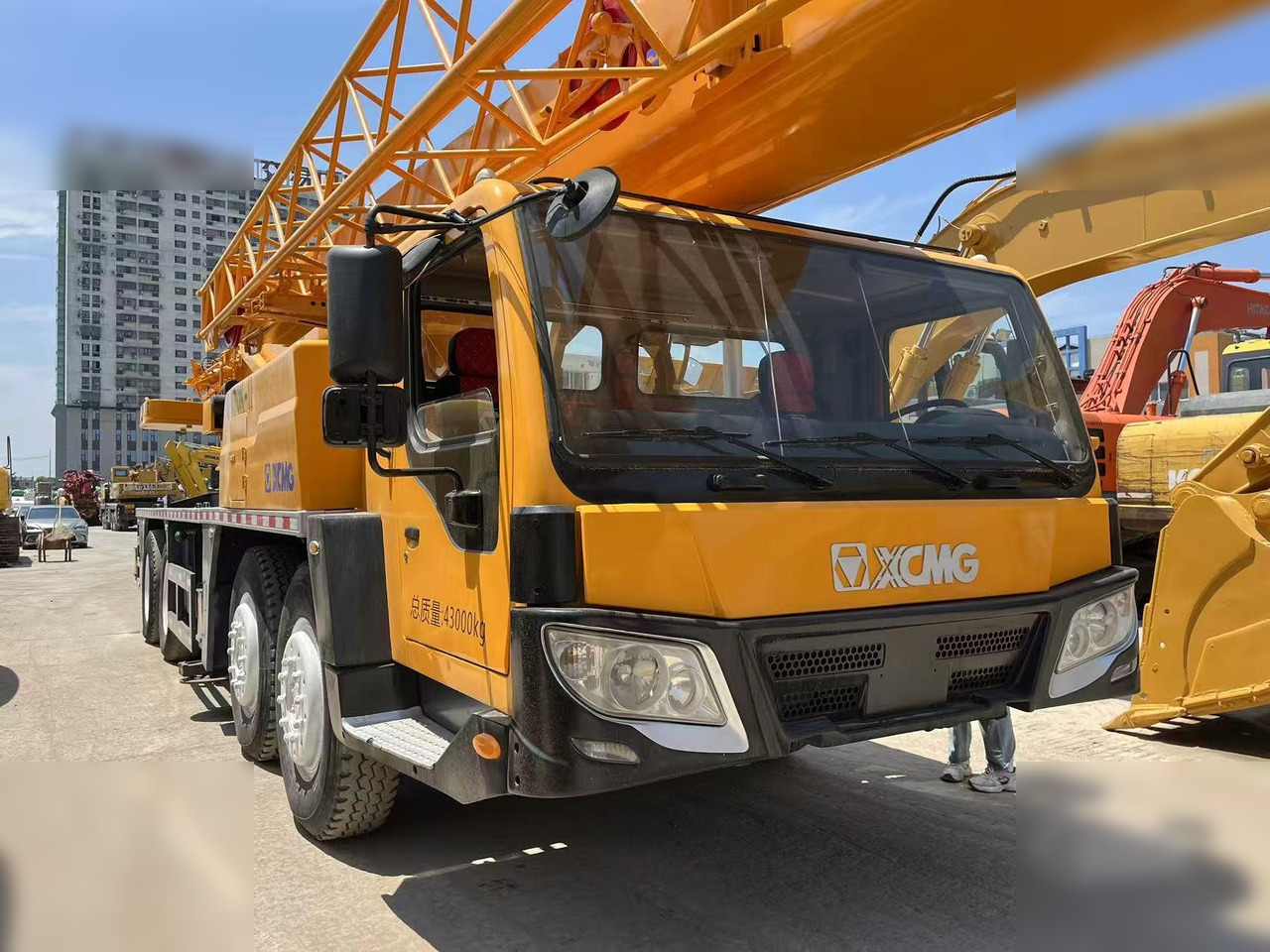 XCMG QY70K - Avtodvigalo: slika 3 XCMG QY70K - Avtodvigalo: slika 3