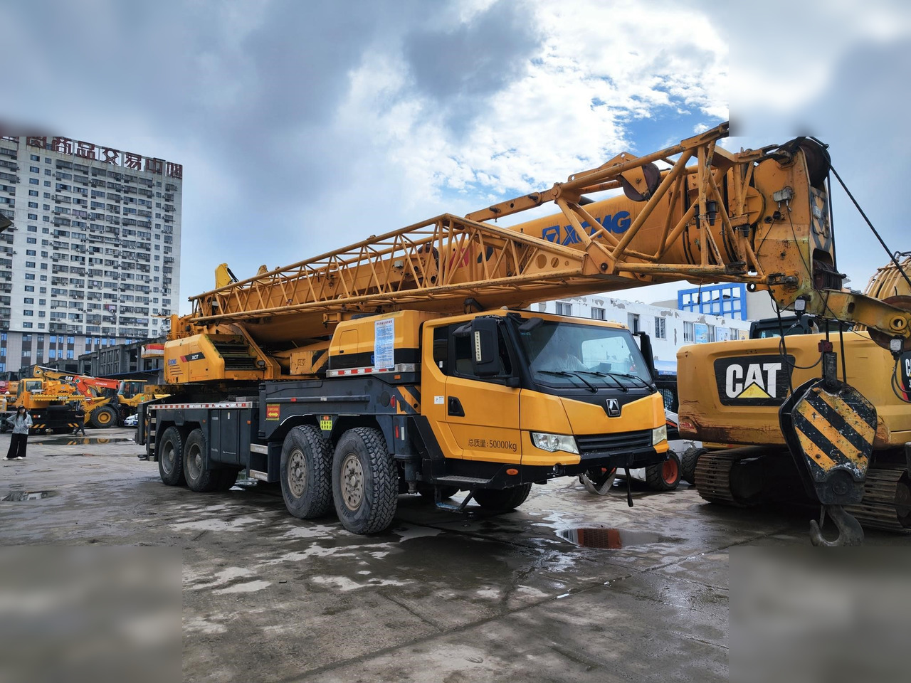 XCMG QY80XCT - Avtodvigalo: slika 1 XCMG QY80XCT - Avtodvigalo: slika 1