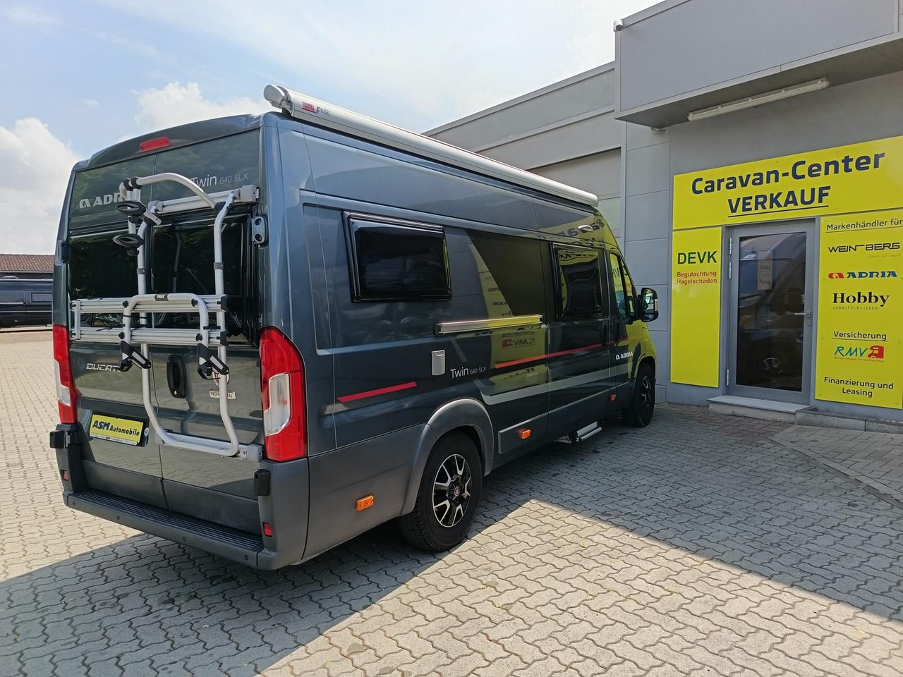 Adria Twin 640SLX Platinum*MARKISE*TV*SAT*FAHRRADTRÄG. - Kombi avtodom: slika 4 Adria Twin 640SLX Platinum*MARKISE*TV*SAT*FAHRRADTRÄG. - Kombi avtodom: slika 4