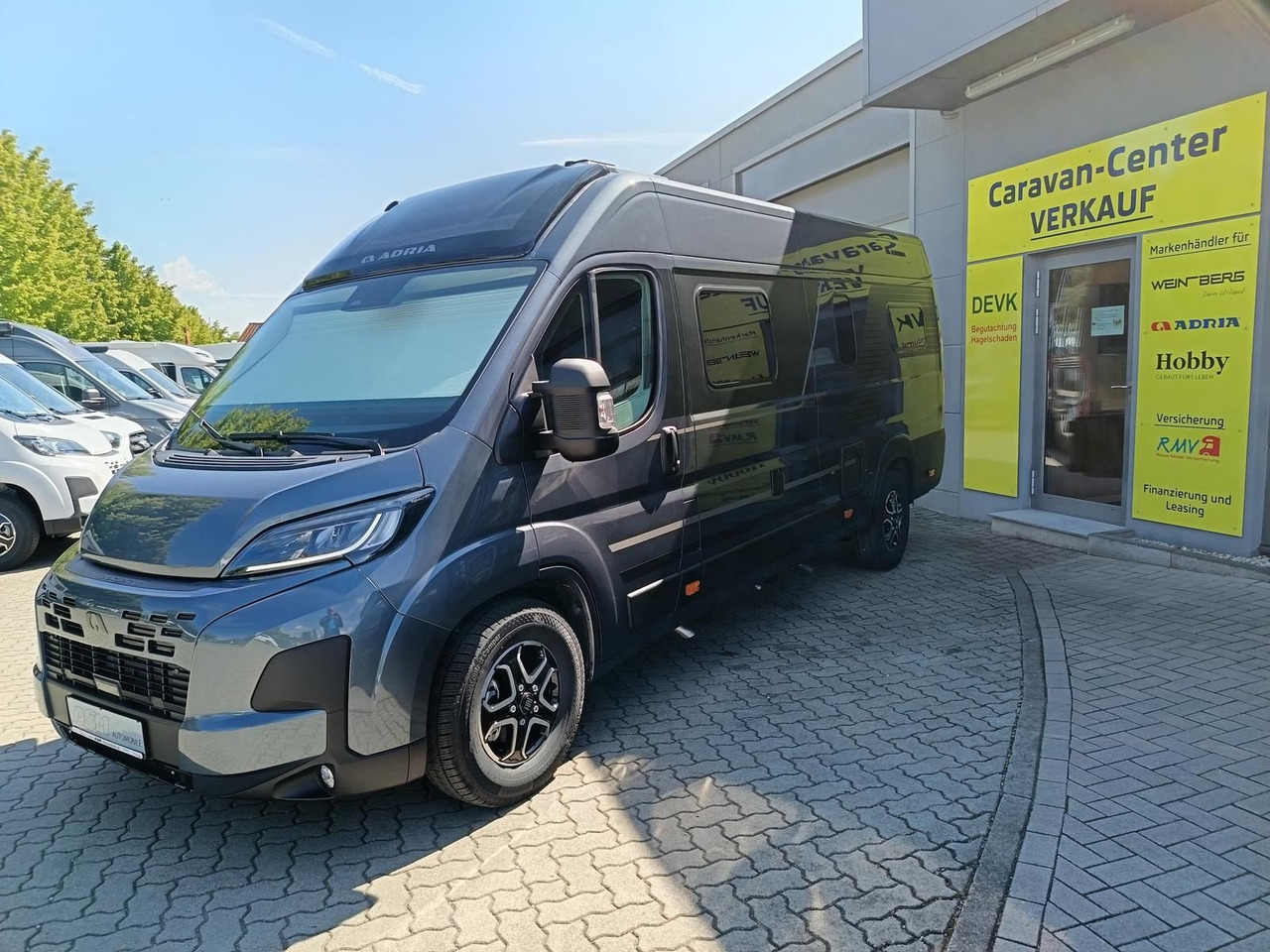 Adria Twin Edition 640 SGX Maxi 132kW*138L KÜHLSCHRANK - Kombi avtodom: slika 4 Adria Twin Edition 640 SGX Maxi 132kW*138L KÜHLSCHRANK - Kombi avtodom: slika 4