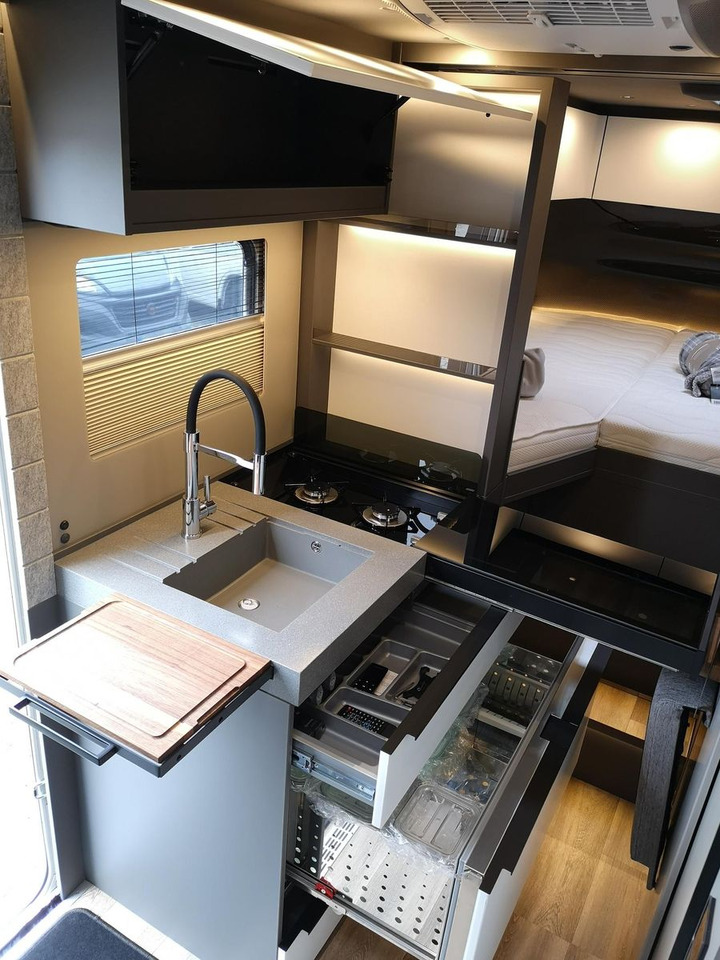 Integriran avtodom Niesmann + Bischoff iSmove 6.9 E 132 kW+AHK+SOLAR+ALDE+KLIMA+NAVI: slika 15