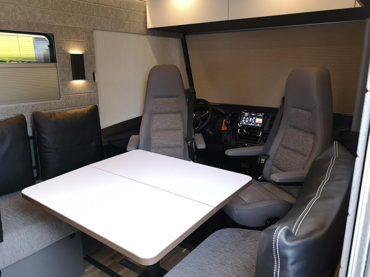 Integriran avtodom Niesmann + Bischoff iSmove 6.9 E 132 kW+AHK+SOLAR+ALDE+KLIMA+NAVI: slika 7