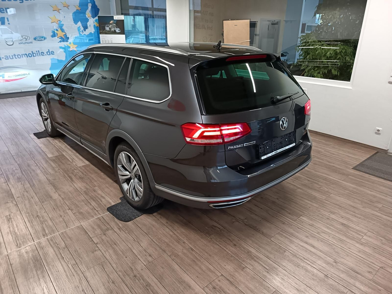 Volkswagen Passat Alltrack 2,0TDI DSG 4x4*360°*NAVI*ACC*LED - Karavan: slika 4 Volkswagen Passat Alltrack 2,0TDI DSG 4x4*360°*NAVI*ACC*LED - Karavan: slika 4