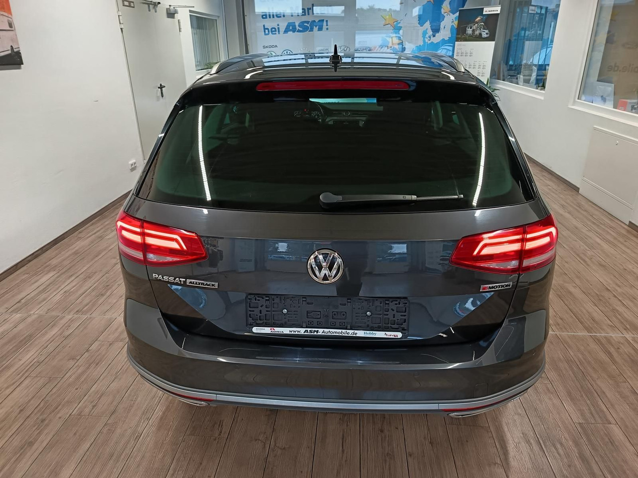 Volkswagen Passat Alltrack 2,0TDI DSG 4x4*360°*NAVI*ACC*LED - Karavan: slika 5 Volkswagen Passat Alltrack 2,0TDI DSG 4x4*360°*NAVI*ACC*LED - Karavan: slika 5