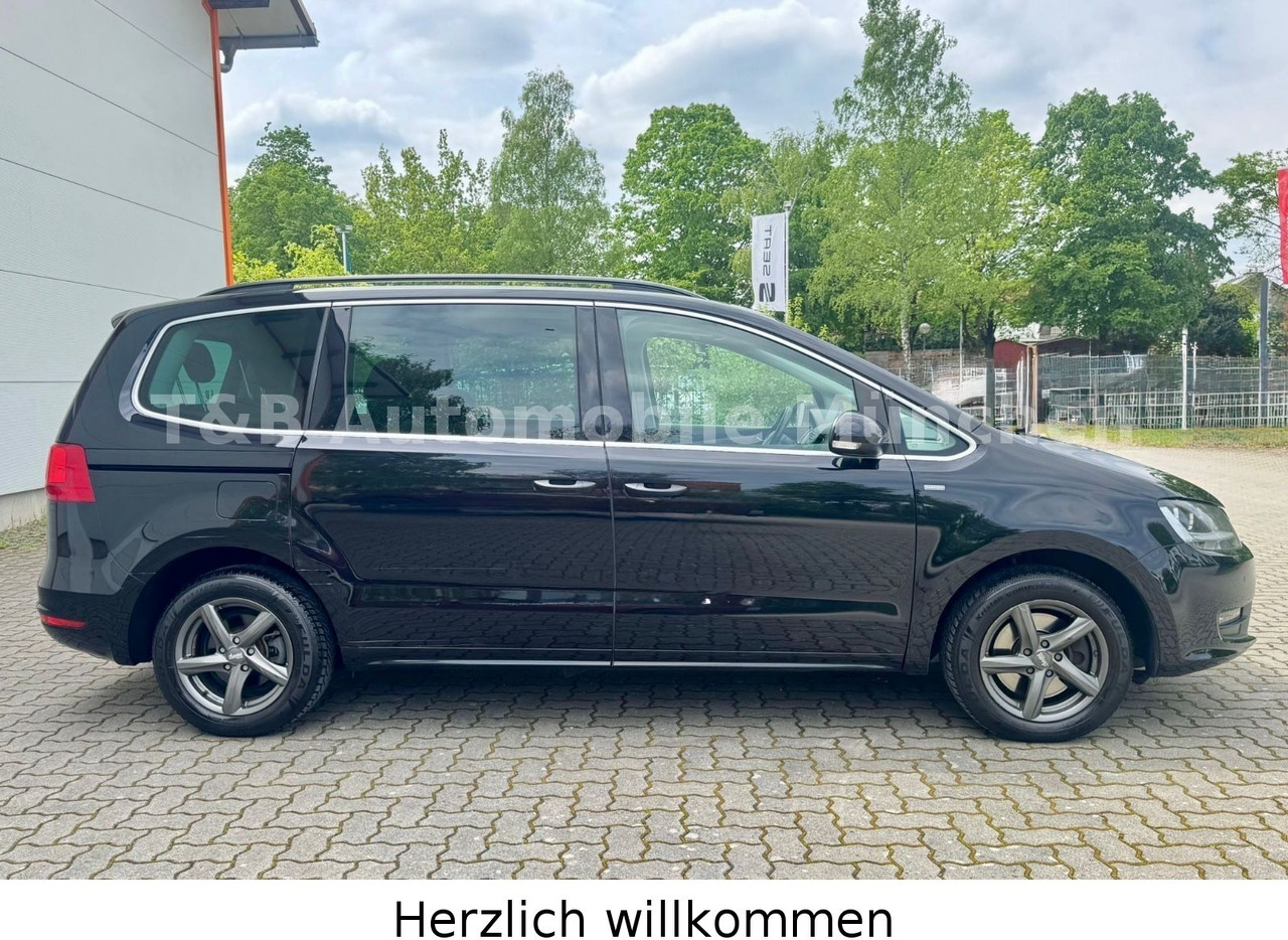 Volkswagen Sharan Match BMT*6-Si*Leder*Navi*Kamera*44.000km - Potniški kombi: slika 5 Volkswagen Sharan Match BMT*6-Si*Leder*Navi*Kamera*44.000km - Potniški kombi: slika 5