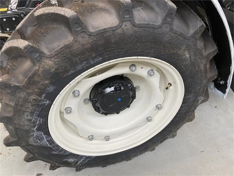 Alliance Farm Pro II 11.2R24 - 280/85R24 - Guma za Kmetijski stroj: slika 1 Alliance Farm Pro II 11.2R24 - 280/85R24 - Guma za Kmetijski stroj: slika 1