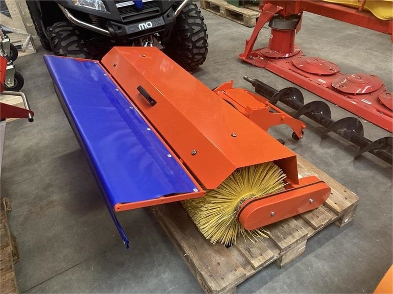 Husqvarna P524X Efi 120 cm fejemaskine - Metla: slika 1 Husqvarna P524X Efi 120 cm fejemaskine - Metla: slika 1