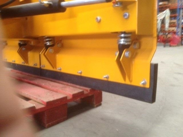 JST MS-200 Sneplov - Snežni plug za Kmetijski stroj: slika 3 JST MS-200 Sneplov - Snežni plug za Kmetijski stroj: slika 3