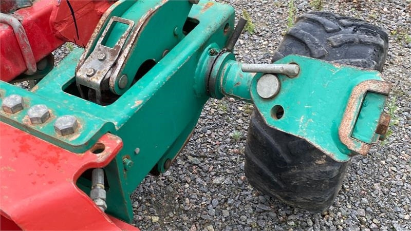 Kverneland EG 100-300-28 - Plug: slika 4 Kverneland EG 100-300-28 - Plug: slika 4