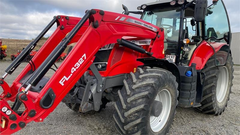 Massey Ferguson 7718S Dyna 6 Efficient inkl. FL4327 Frontlæsser - Traktor: slika 1 Massey Ferguson 7718S Dyna 6 Efficient inkl. FL4327 Frontlæsser - Traktor: slika 1