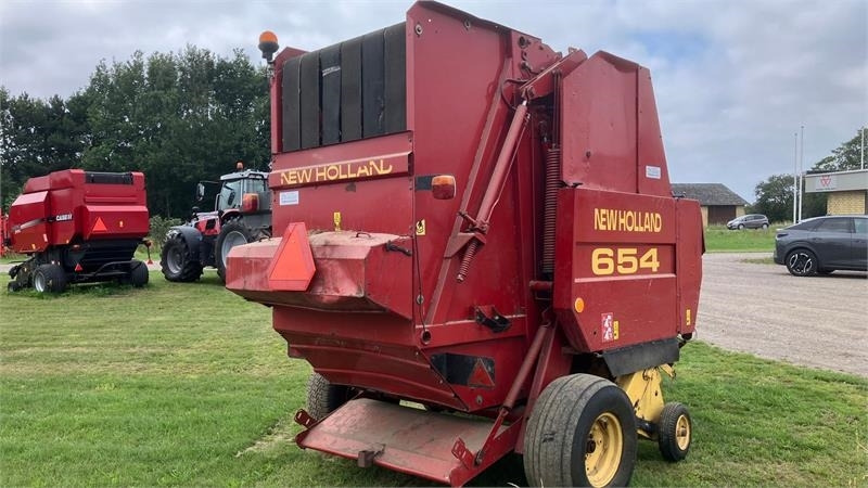 New Holland 654 RUNDBALLEPRESSER Cropcutter - Balirka za okrogle bale: slika 4 New Holland 654 RUNDBALLEPRESSER Cropcutter - Balirka za okrogle bale: slika 4