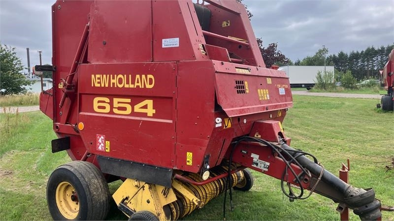 New Holland 654 RUNDBALLEPRESSER Cropcutter - Balirka za okrogle bale: slika 1 New Holland 654 RUNDBALLEPRESSER Cropcutter - Balirka za okrogle bale: slika 1