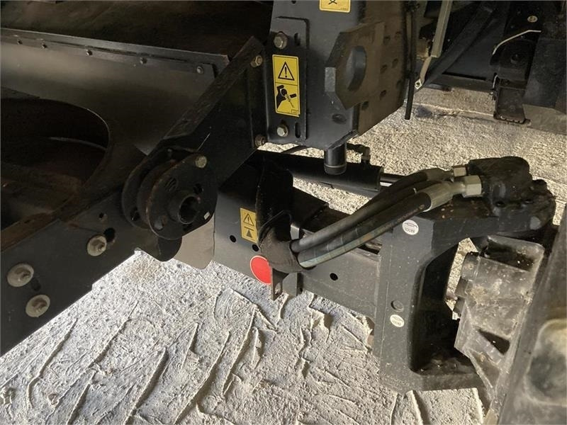 New Holland CR9090 35 fod VF bord og 4wd mm. - Kombajn harvester: slika 5 New Holland CR9090 35 fod VF bord og 4wd mm. - Kombajn harvester: slika 5